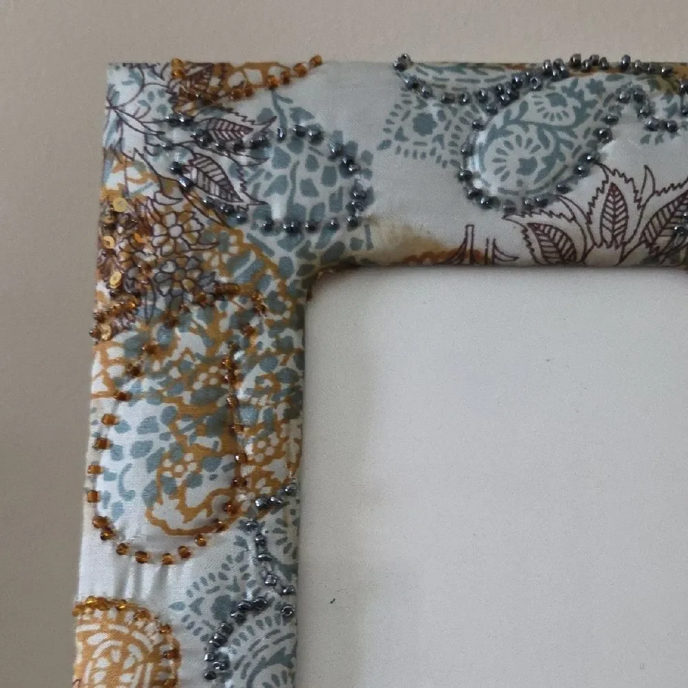 Decorative Sequin Paisley Photo Frame